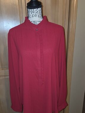 LOFT Crimson Ruffle-Front Mandarin Blouse Size Large